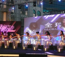  The ＂impeccable＂ passion water drum performance